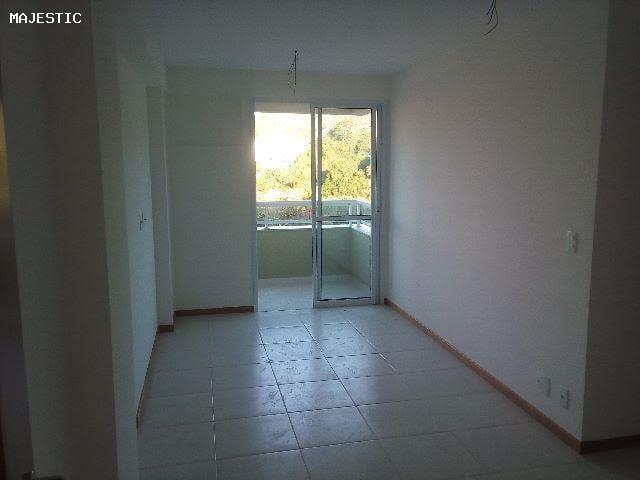 Apartamento à venda com 2 quartos - Foto 2