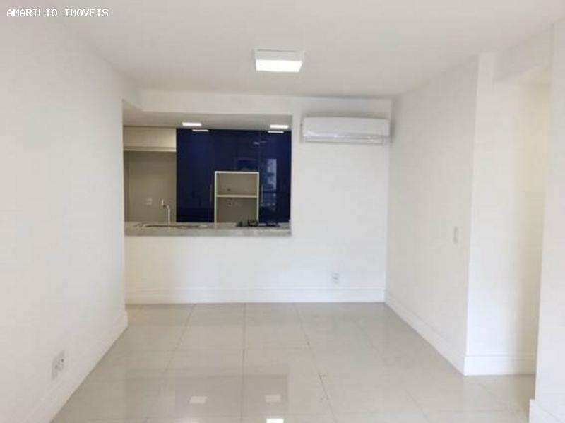 Apartamento à venda com 4 quartos - Foto 2