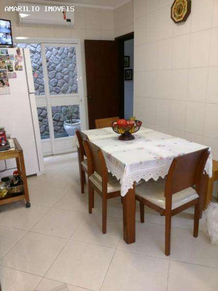 Casa à venda com 3 quartos, 140m² - Foto 13