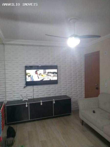 Apartamento à venda com 2 quartos, 66m² - Foto 3