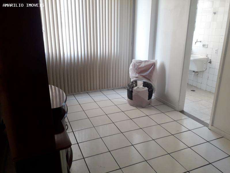 Apartamento à venda com 2 quartos, 50m² - Foto 2