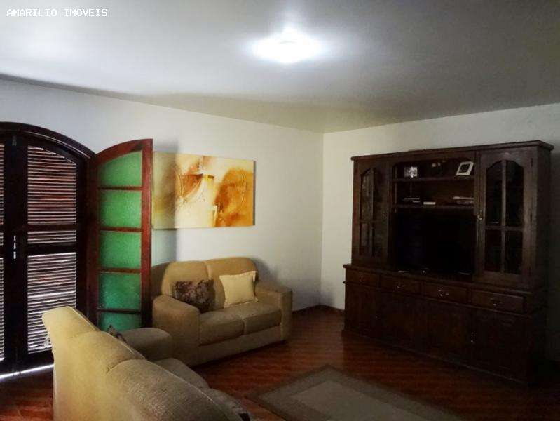 Casa à venda com 2 quartos, 360m² - Foto 4