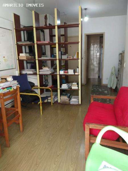 Apartamento à venda com 1 quarto - Foto 1