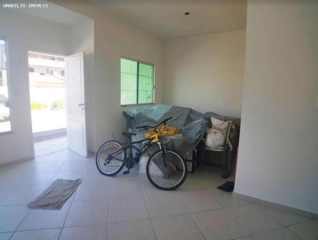 Casa à venda com 3 quartos, 180m² - Foto 4