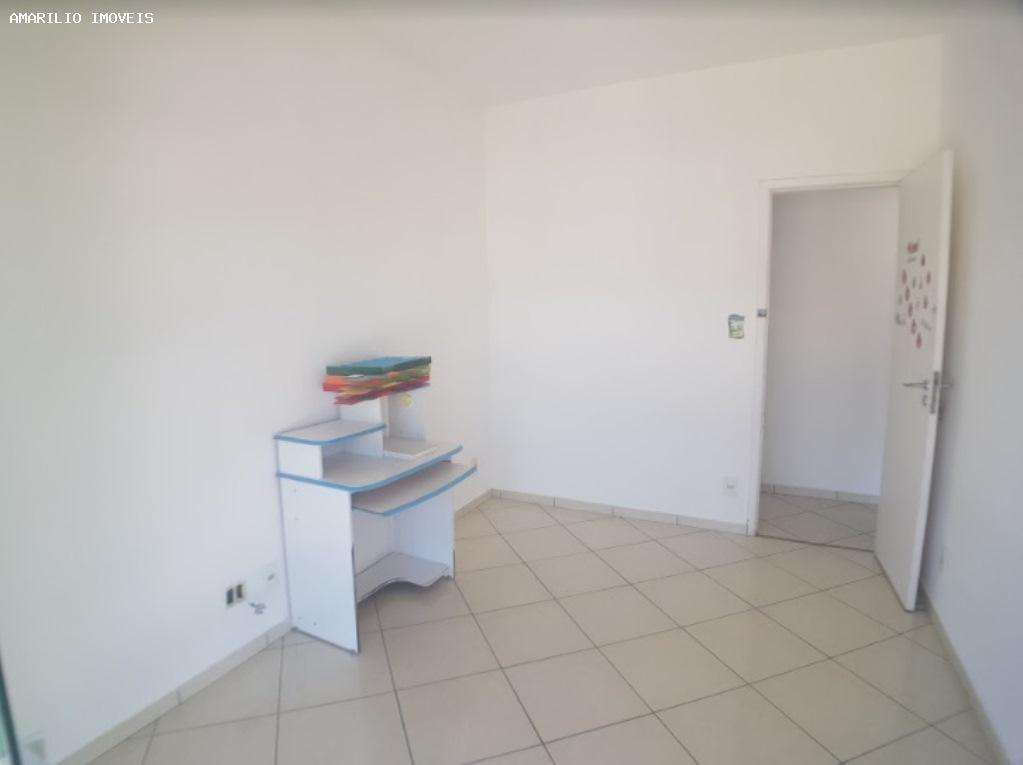 Casa à venda com 3 quartos, 180m² - Foto 14