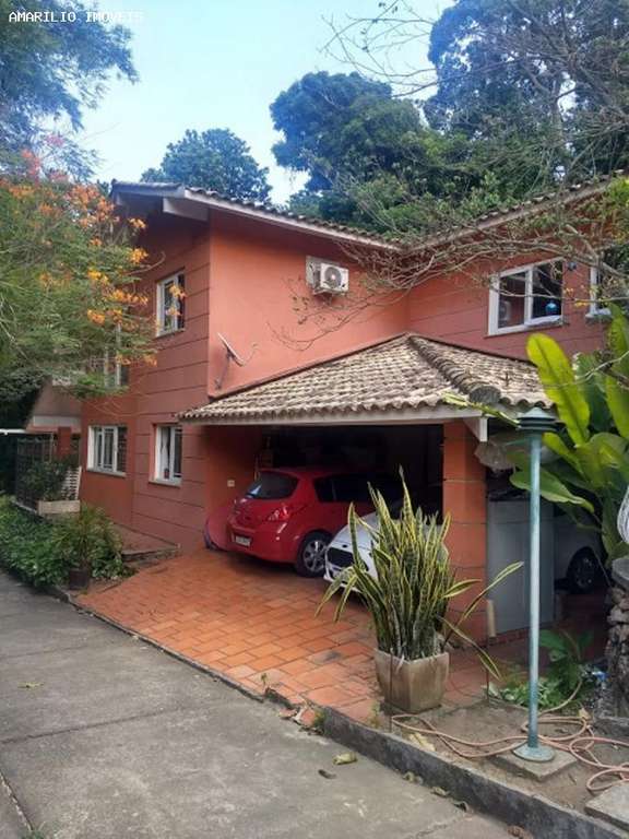 Casa à venda com 3 quartos, 550m² - Foto 2