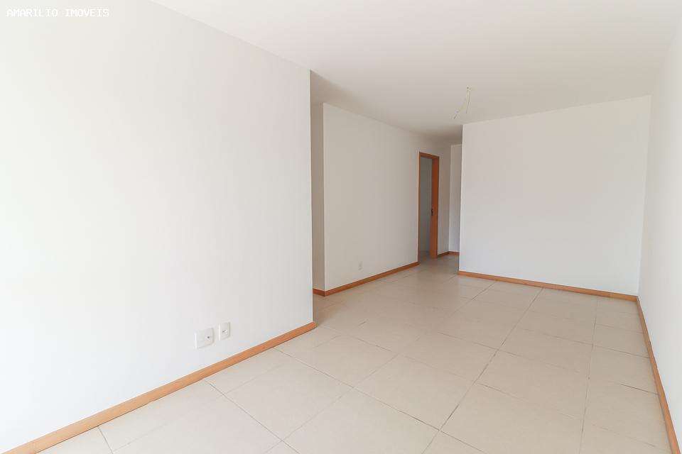 Apartamento à venda com 3 quartos - Foto 2