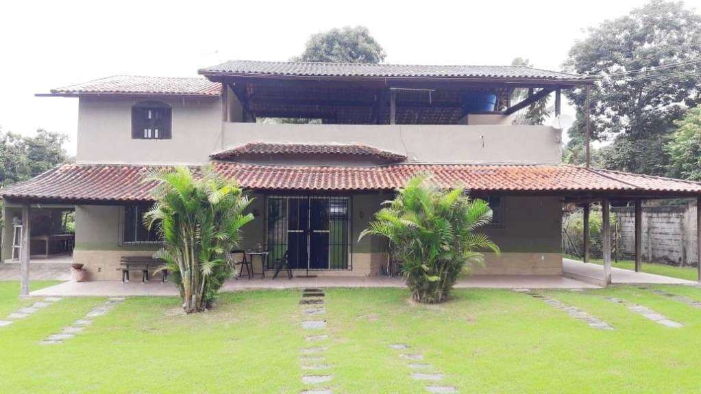 Chácara à venda com 4 quartos, 1525m² - Foto 1