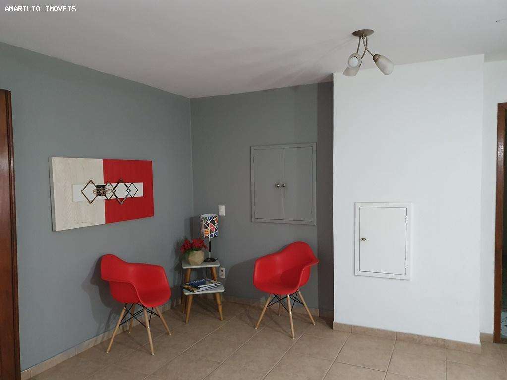 Apartamento à venda com 3 quartos - Foto 3