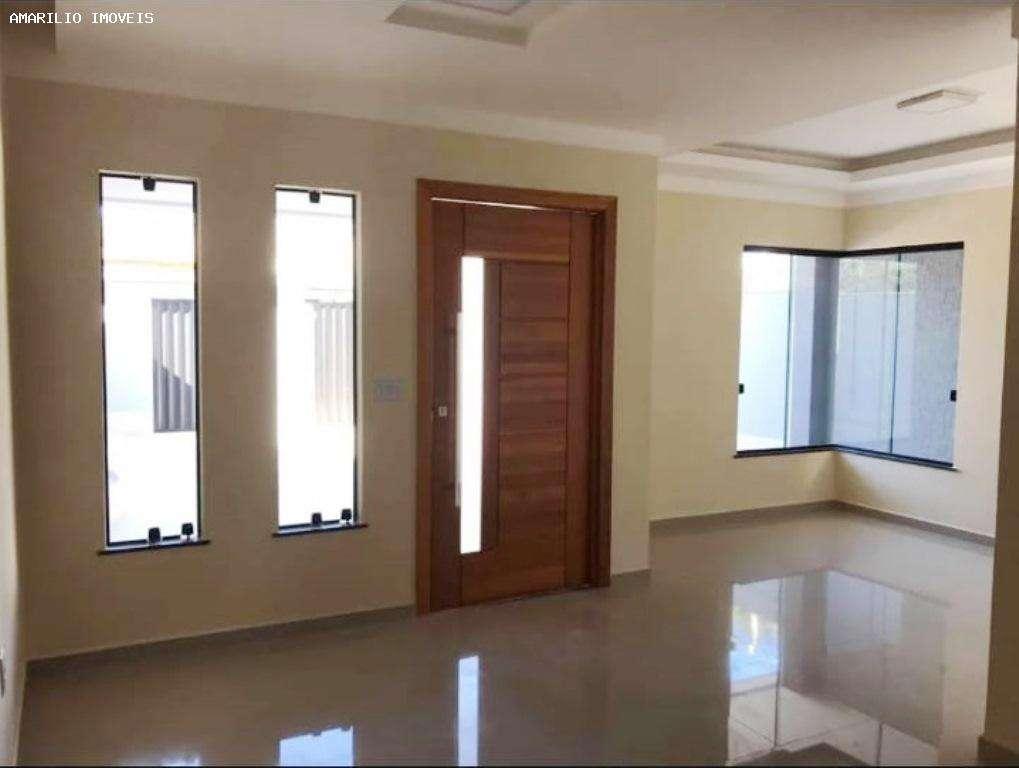 Casa à venda com 3 quartos, 240m² - Foto 3