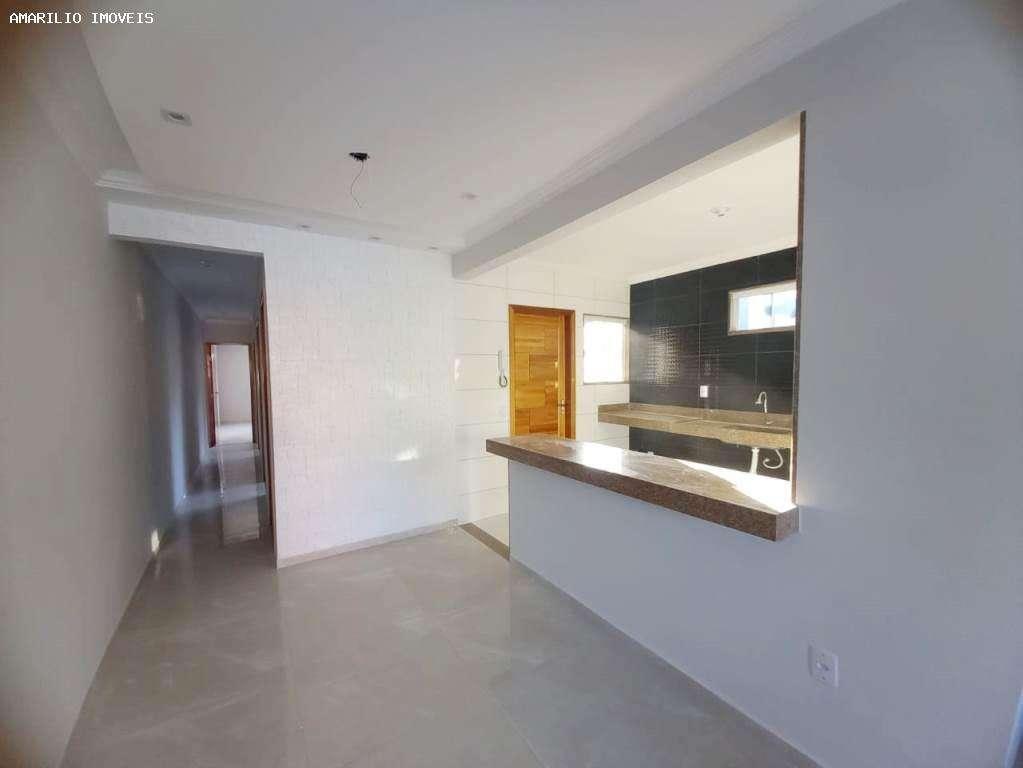 Casa à venda com 3 quartos, 240m² - Foto 4