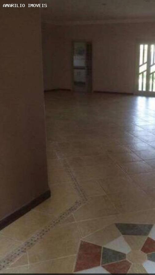 Casa à venda com 4 quartos, 608m² - Foto 7