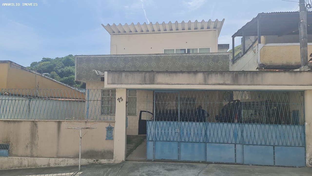 Casa à venda com 4 quartos, 250m² - Foto 1