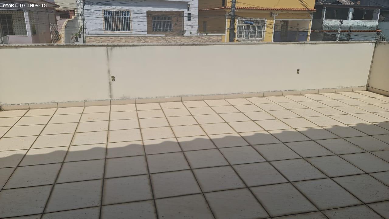 Casa à venda com 4 quartos, 250m² - Foto 16