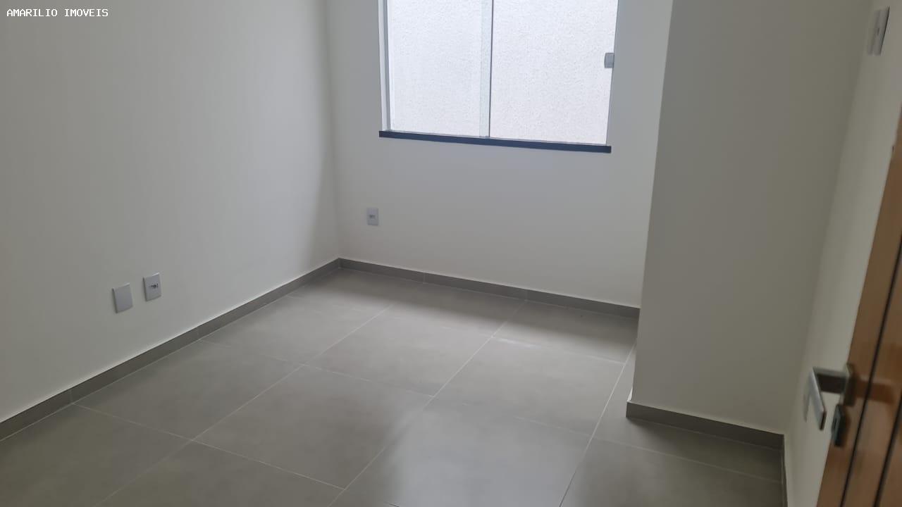 Casa à venda com 3 quartos, 277m² - Foto 8