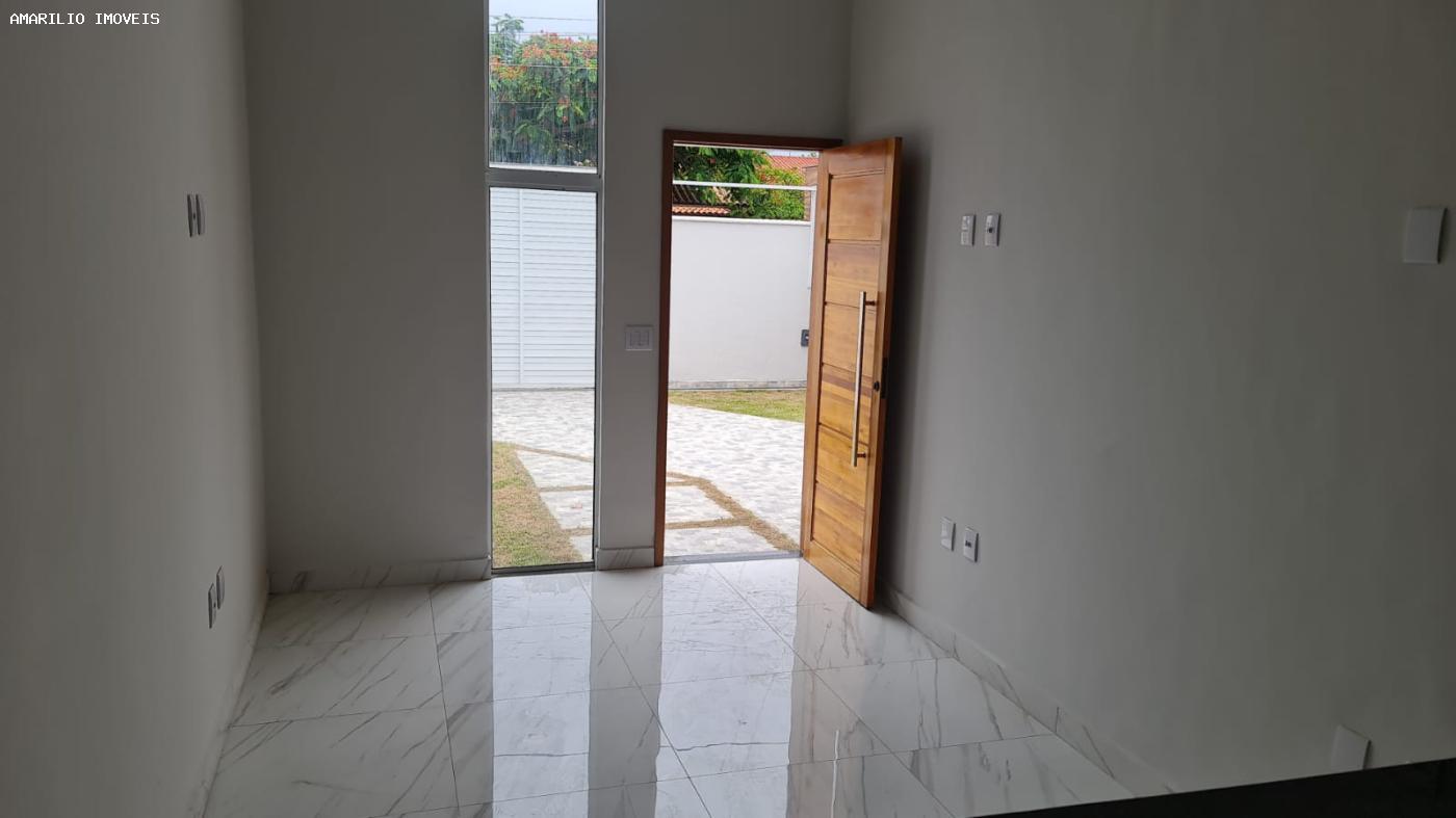 Casa à venda com 2 quartos, 240m² - Foto 3