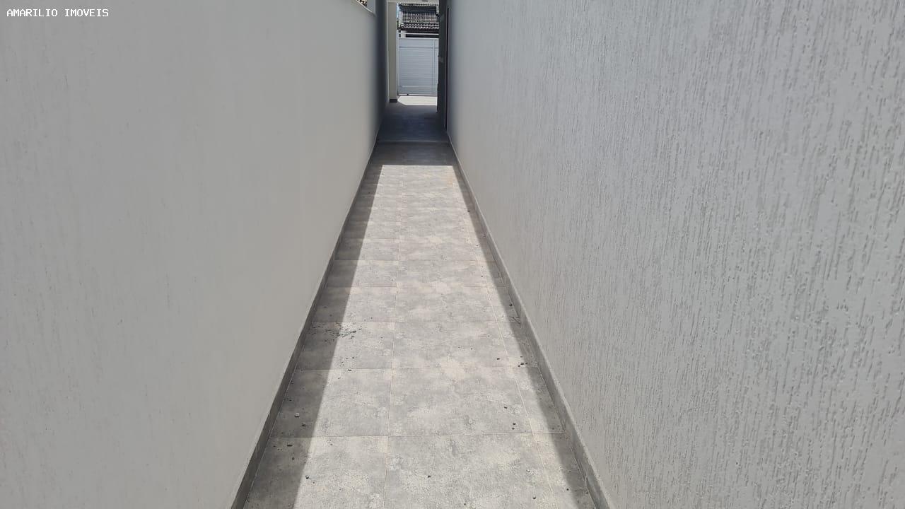 Casa à venda com 3 quartos, 300m² - Foto 18