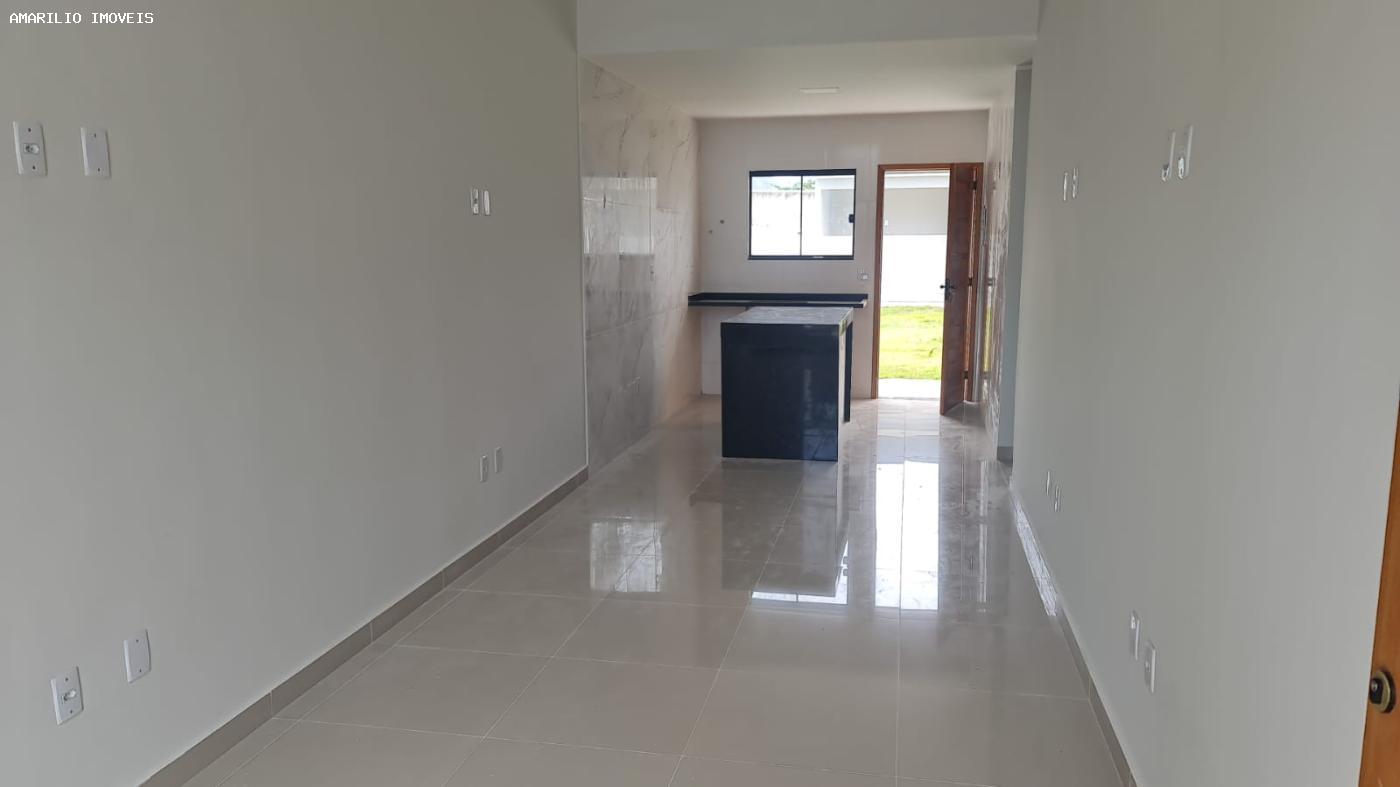 Casa à venda com 2 quartos, 240m² - Foto 2