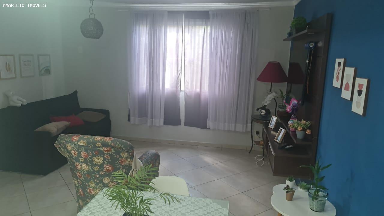 Casa à venda com 5 quartos, 450m² - Foto 3