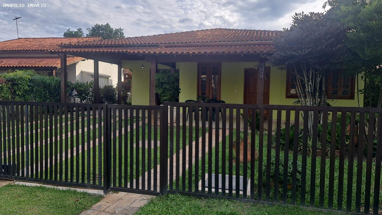 Casa à venda com 3 quartos, 450m² - Foto 2