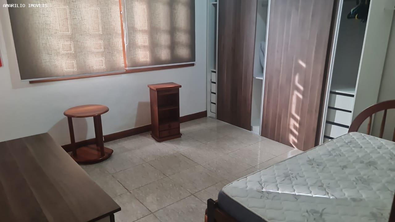 Casa à venda com 3 quartos, 450m² - Foto 8