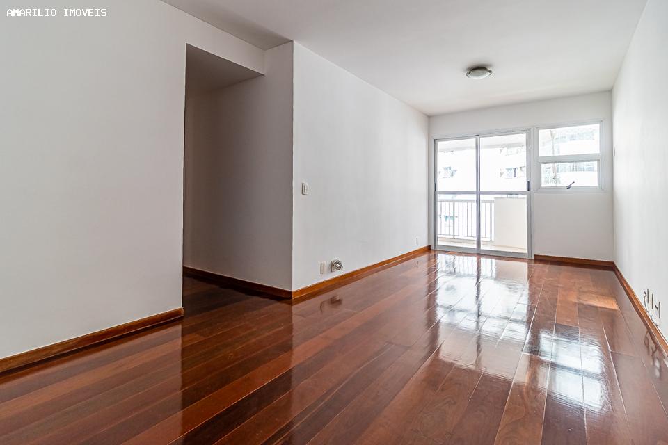 Apartamento à venda com 3 quartos - Foto 2