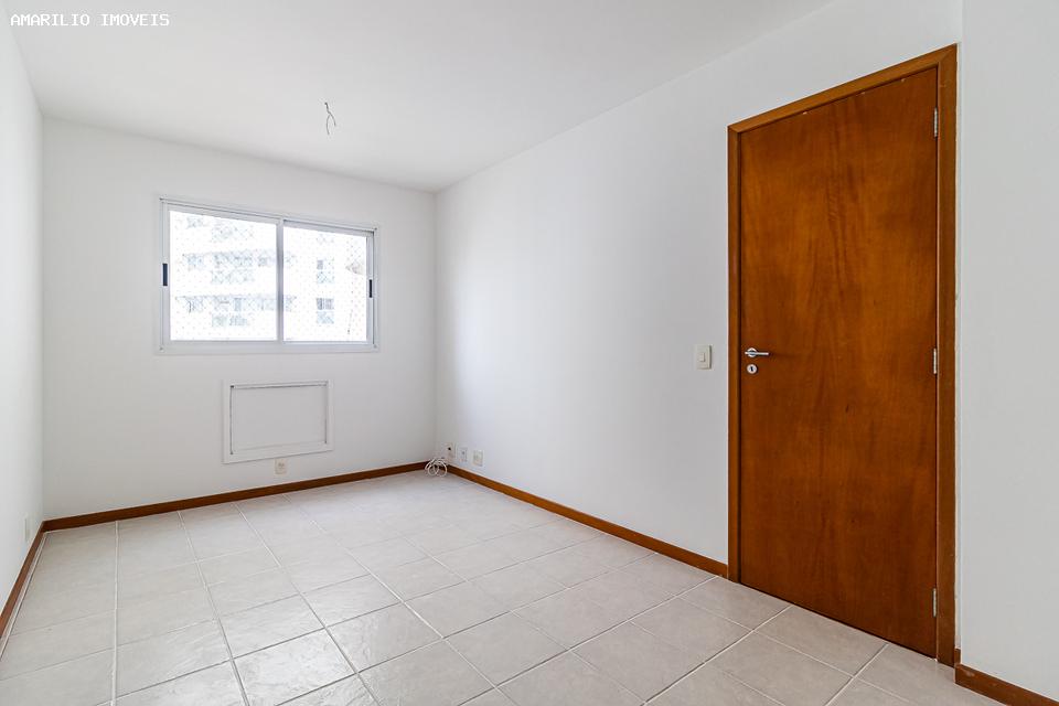 Apartamento à venda com 3 quartos - Foto 12