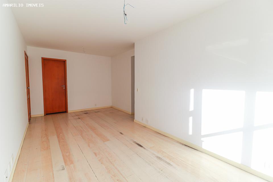 Apartamento à venda com 3 quartos - Foto 3