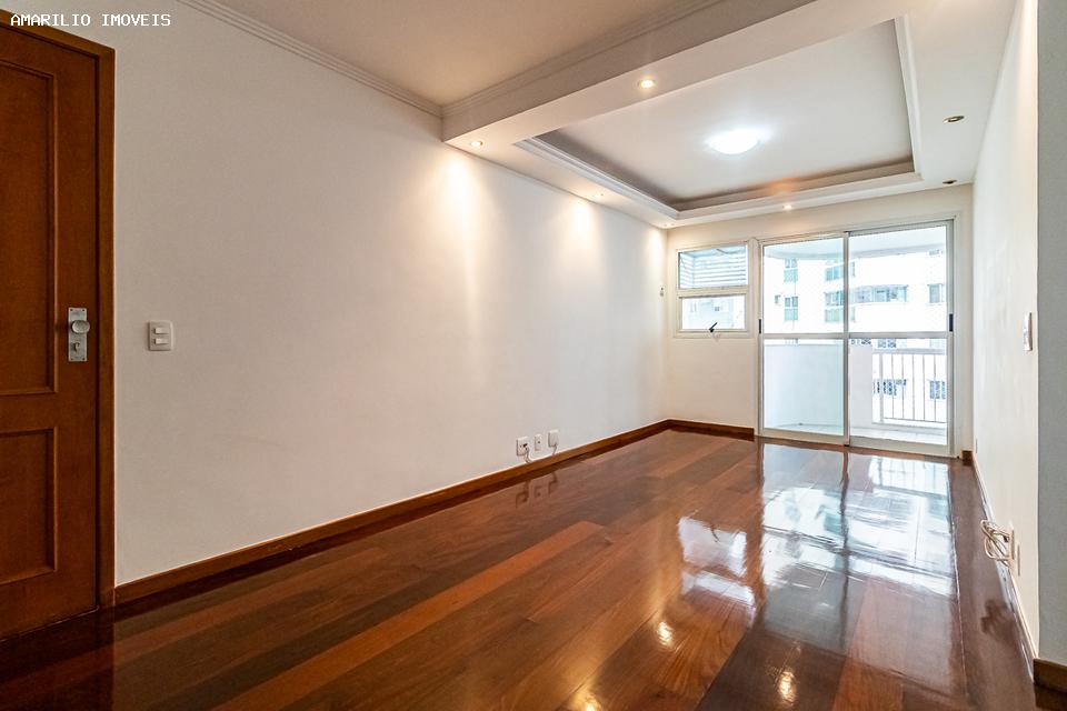 Apartamento à venda com 3 quartos - Foto 3