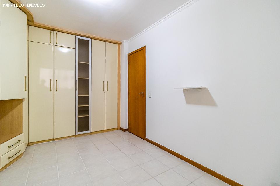 Apartamento à venda com 3 quartos - Foto 14