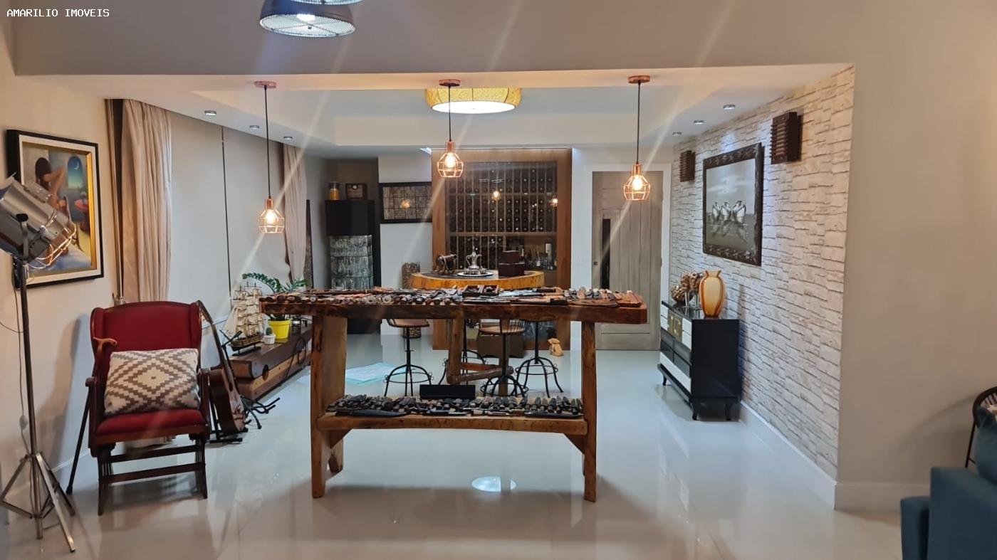 Casa à venda com 3 quartos, 730m² - Foto 3