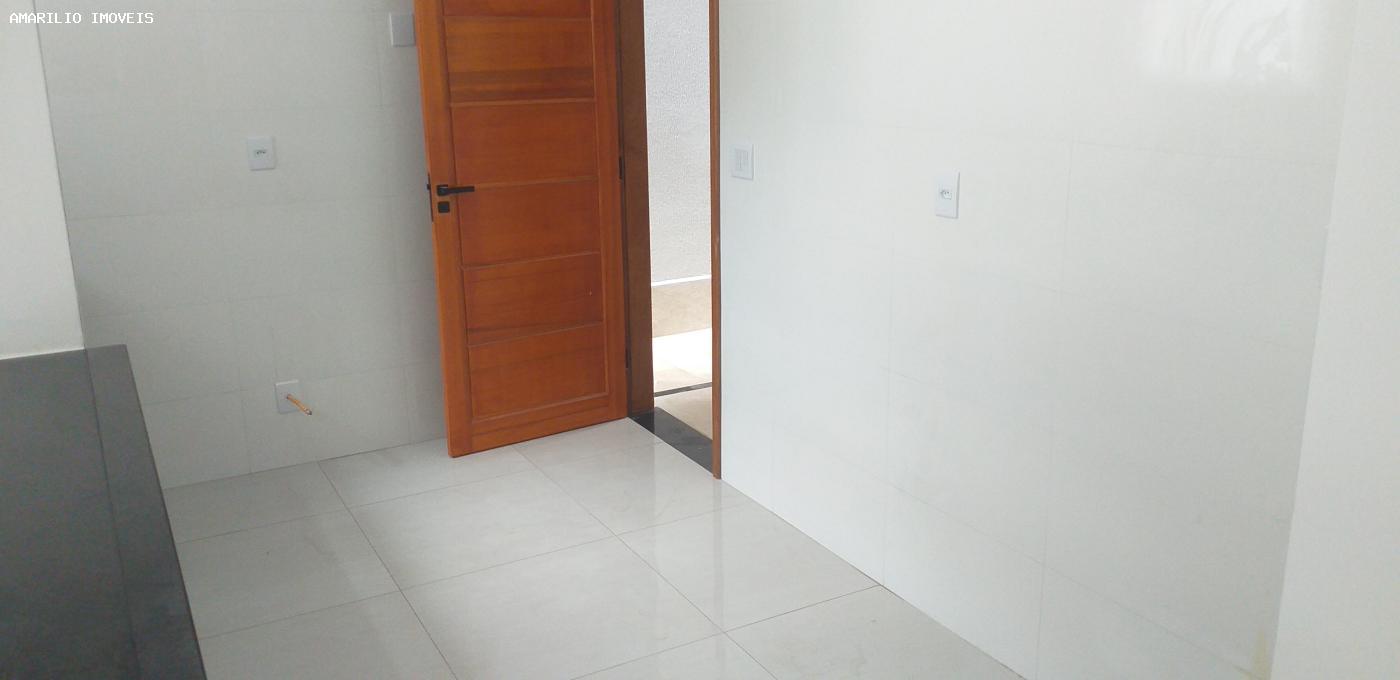 Casa à venda com 3 quartos, 240m² - Foto 15