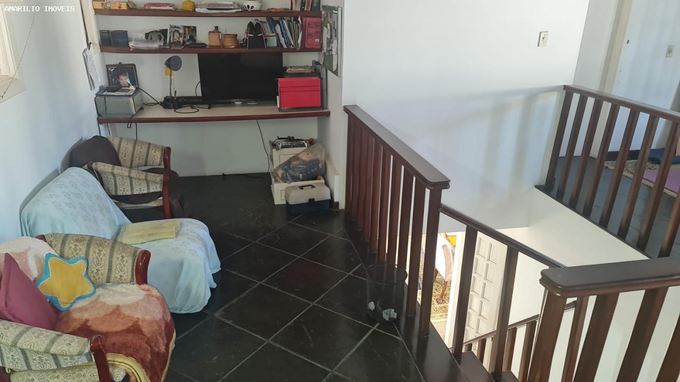 Casa à venda com 3 quartos, 360m² - Foto 11