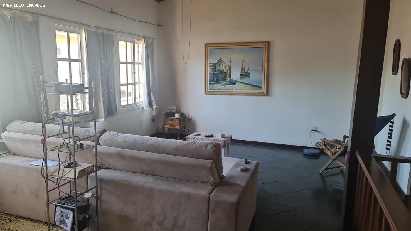 Casa à venda com 3 quartos, 360m² - Foto 14