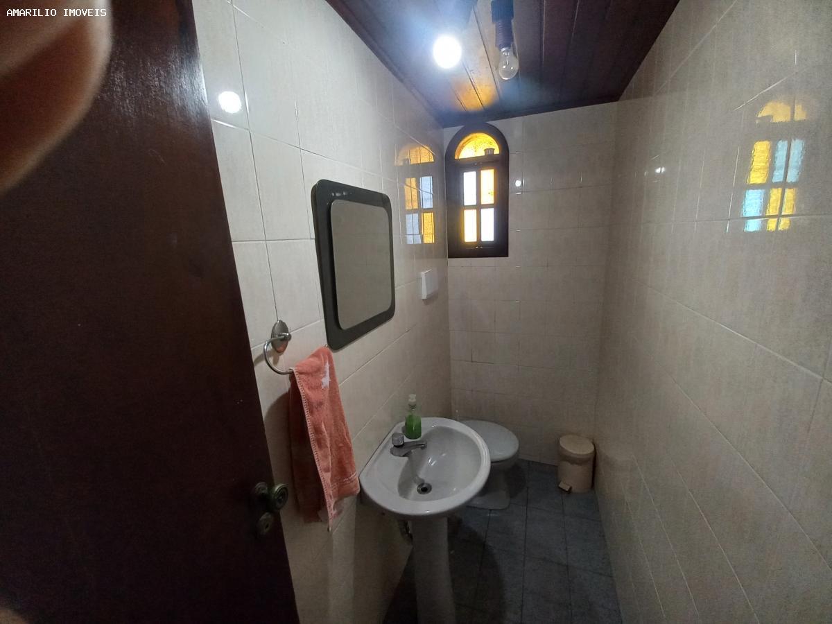 Casa à venda com 3 quartos, 360m² - Foto 9