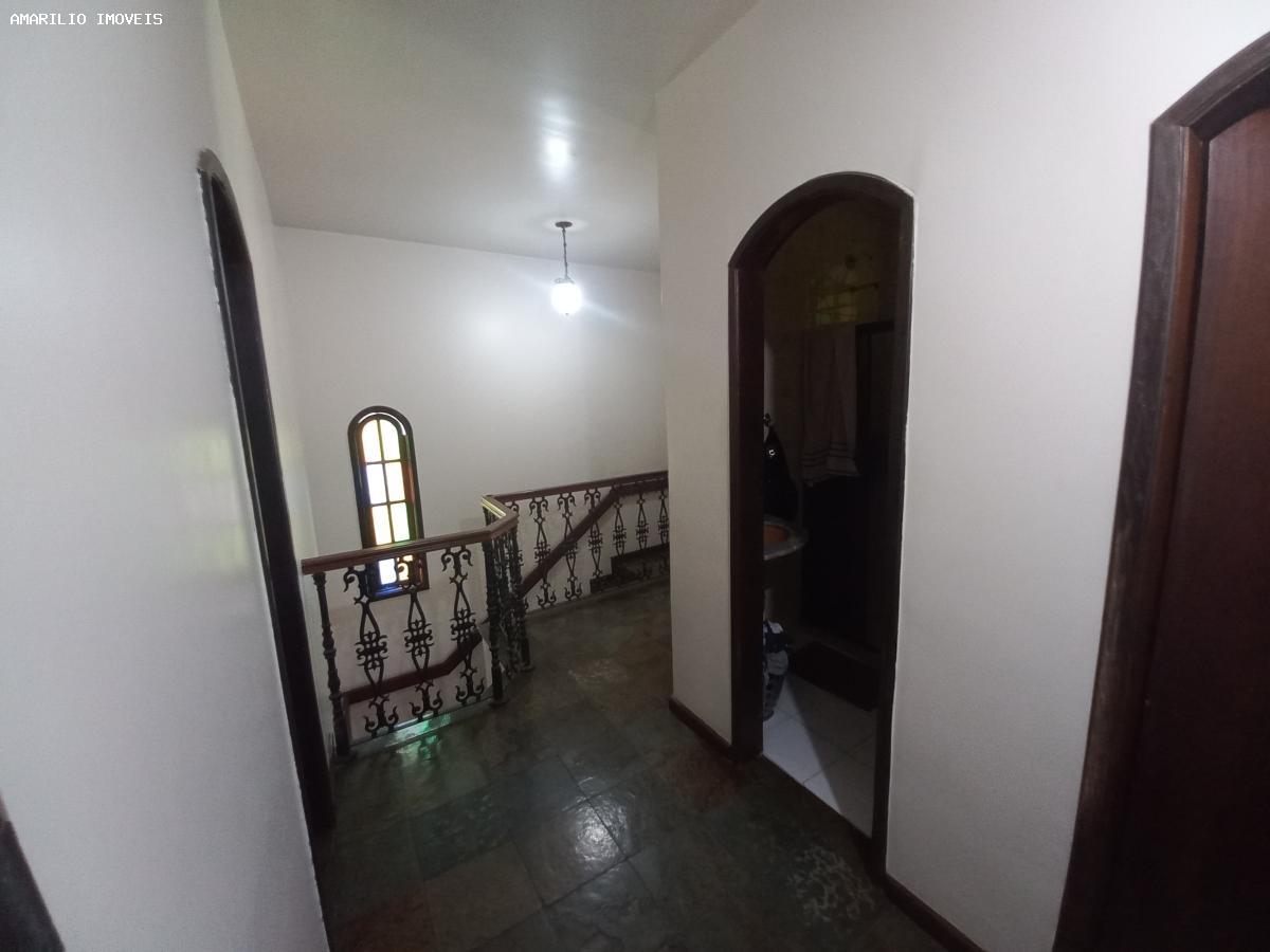 Casa à venda com 3 quartos, 360m² - Foto 13