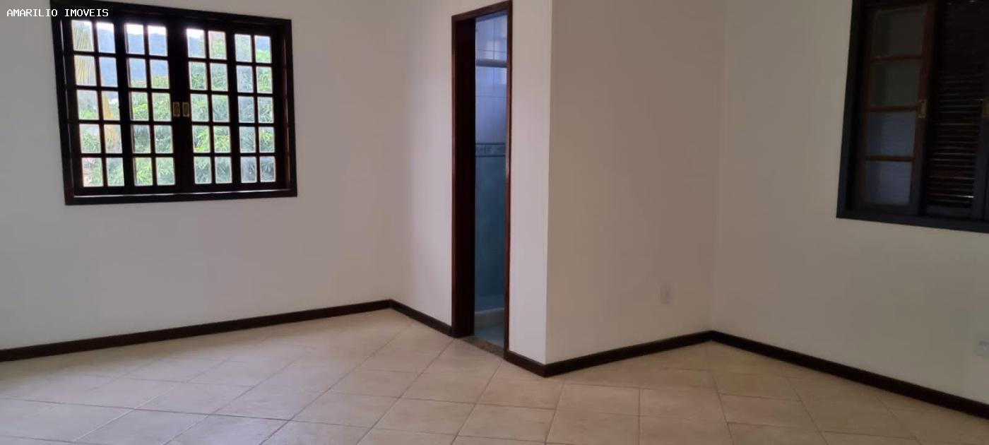 Casa à venda com 4 quartos, 450m² - Foto 5