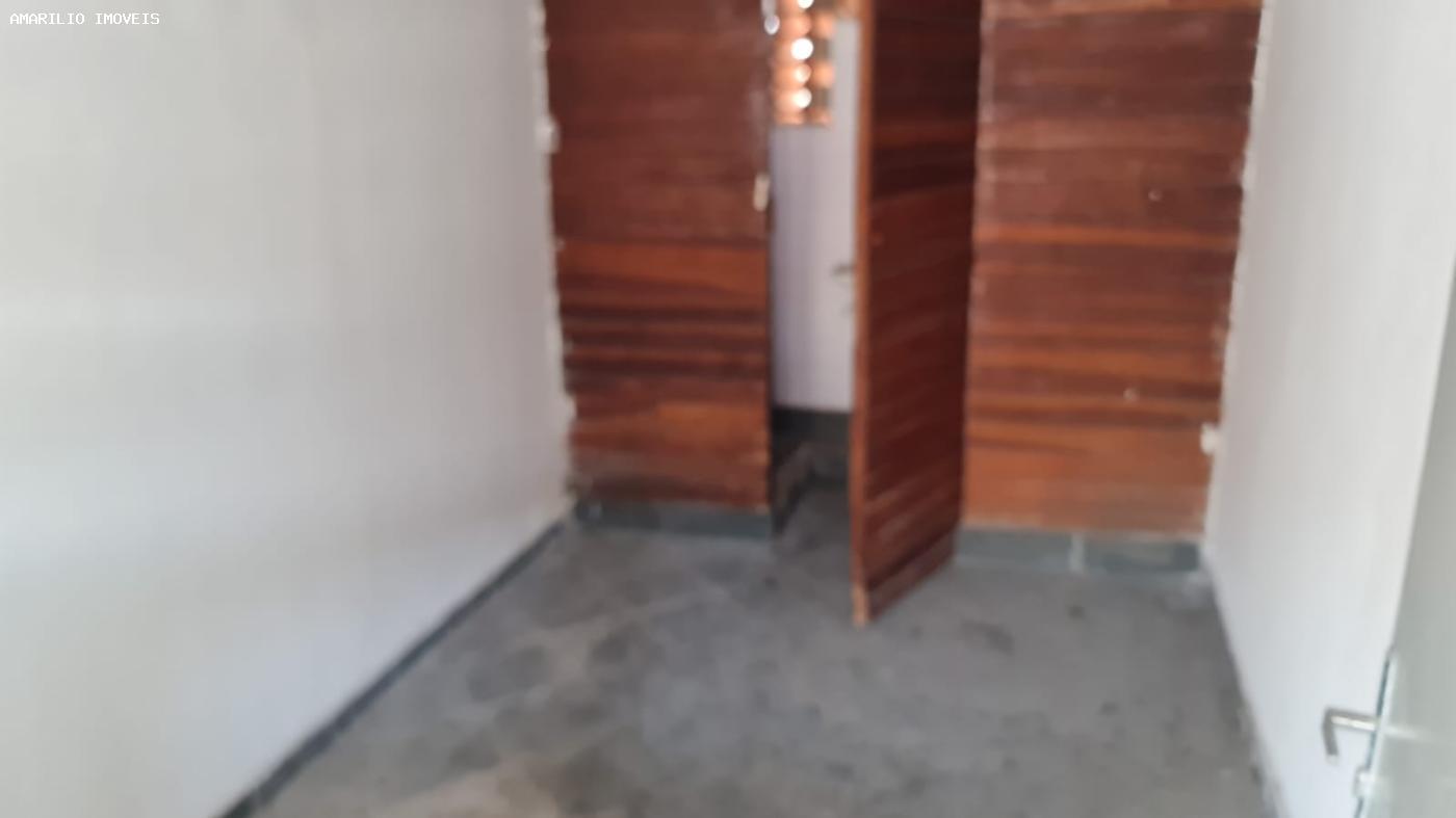 Casa à venda com 2 quartos, 180m² - Foto 15