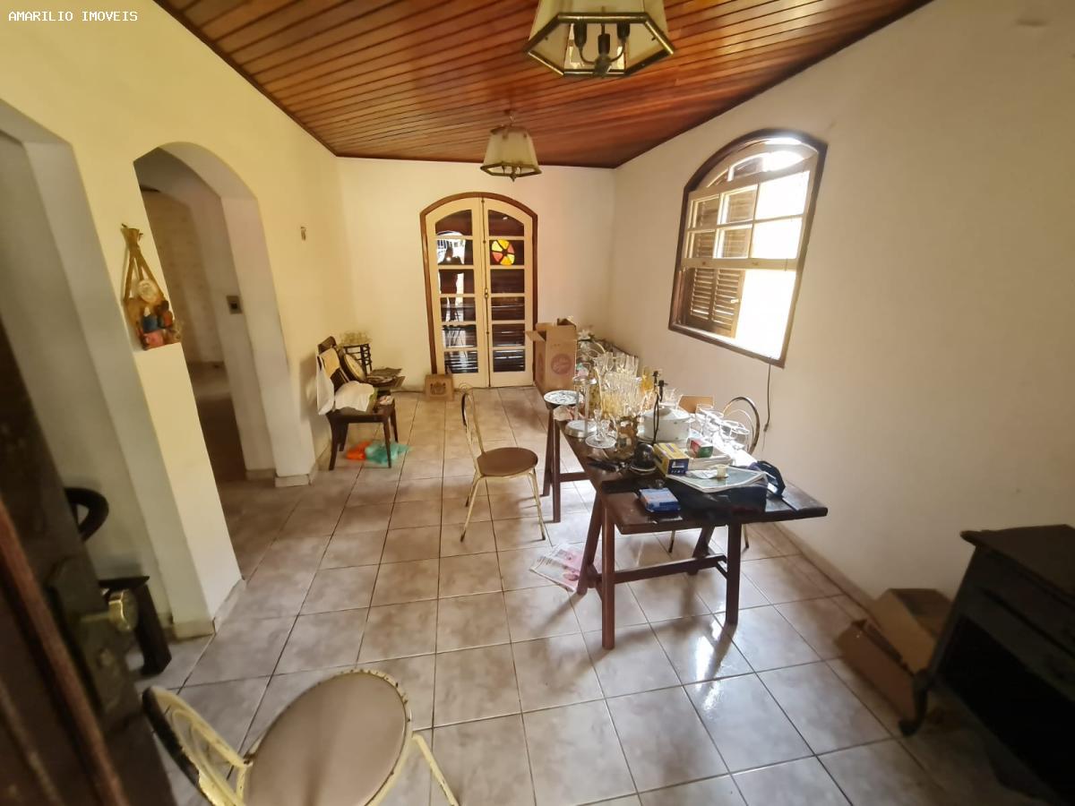 Casa à venda com 4 quartos, 360m² - Foto 5