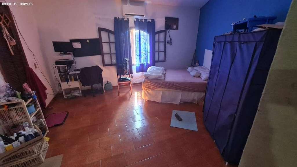 Casa à venda com 4 quartos, 420m² - Foto 7