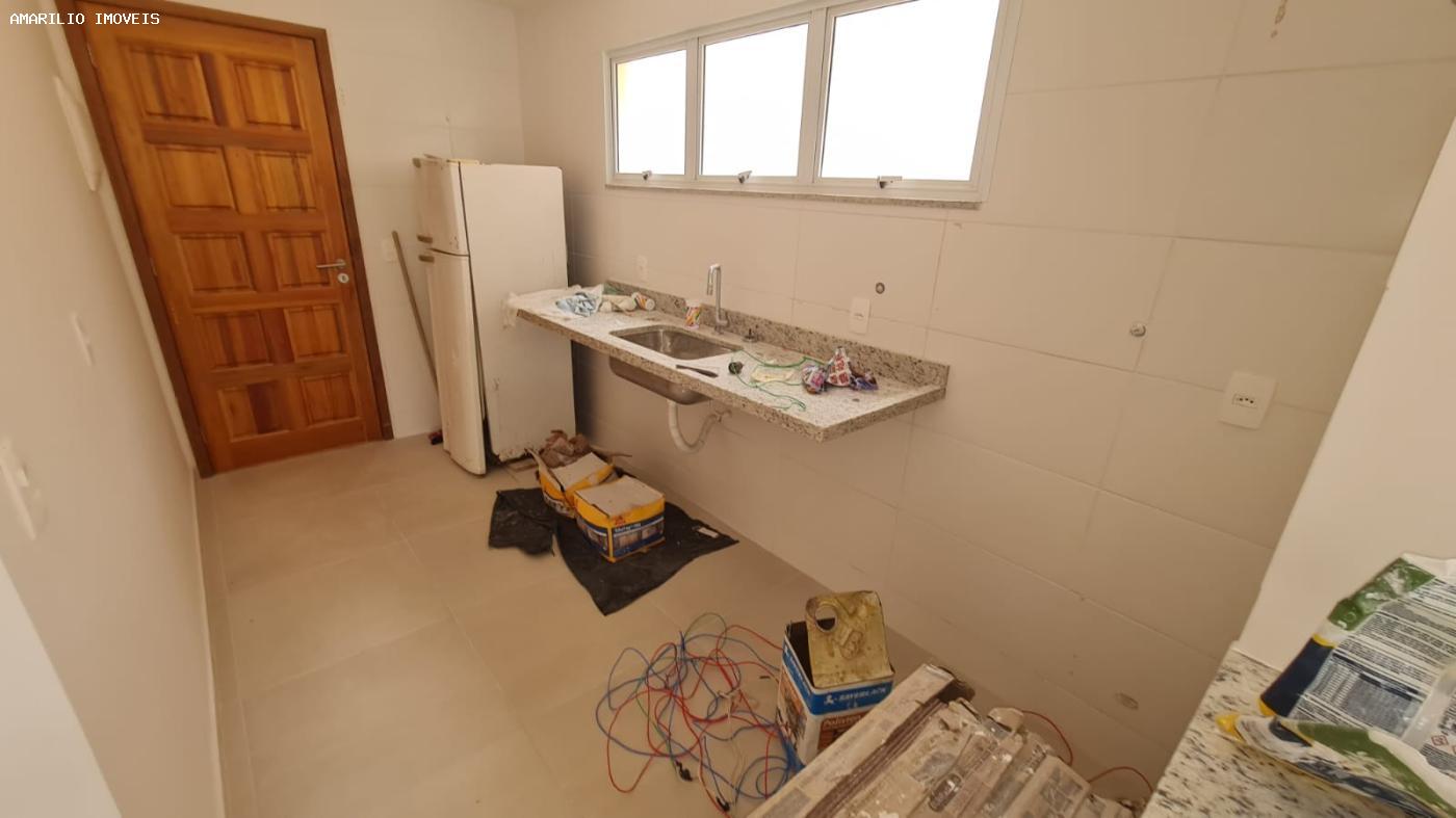 Casa à venda com 3 quartos, 197m² - Foto 4