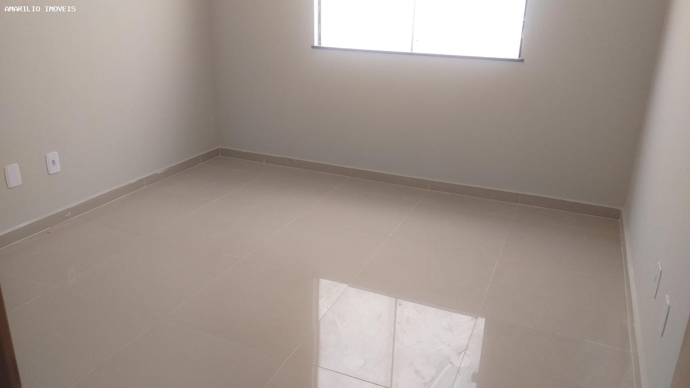 Casa à venda com 2 quartos, 240m² - Foto 6