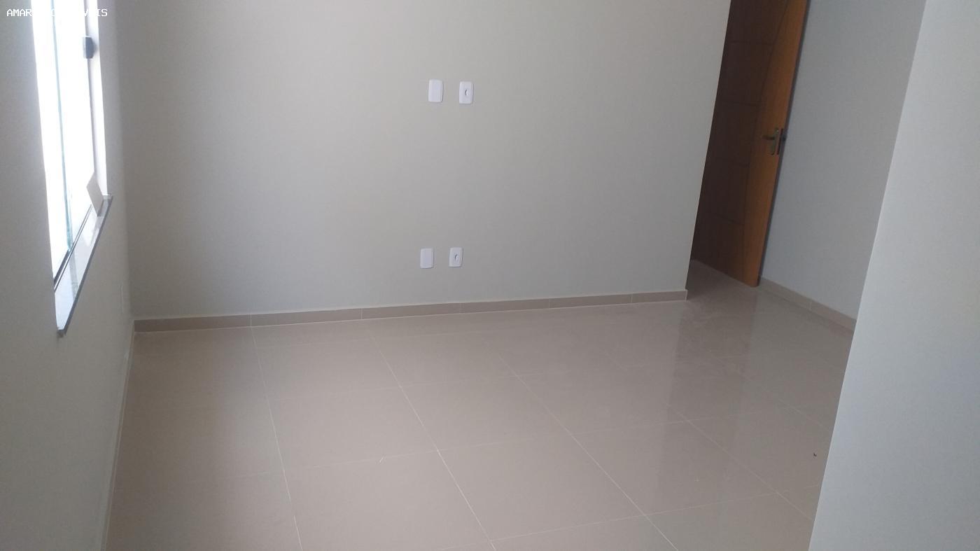 Casa à venda com 2 quartos, 240m² - Foto 9