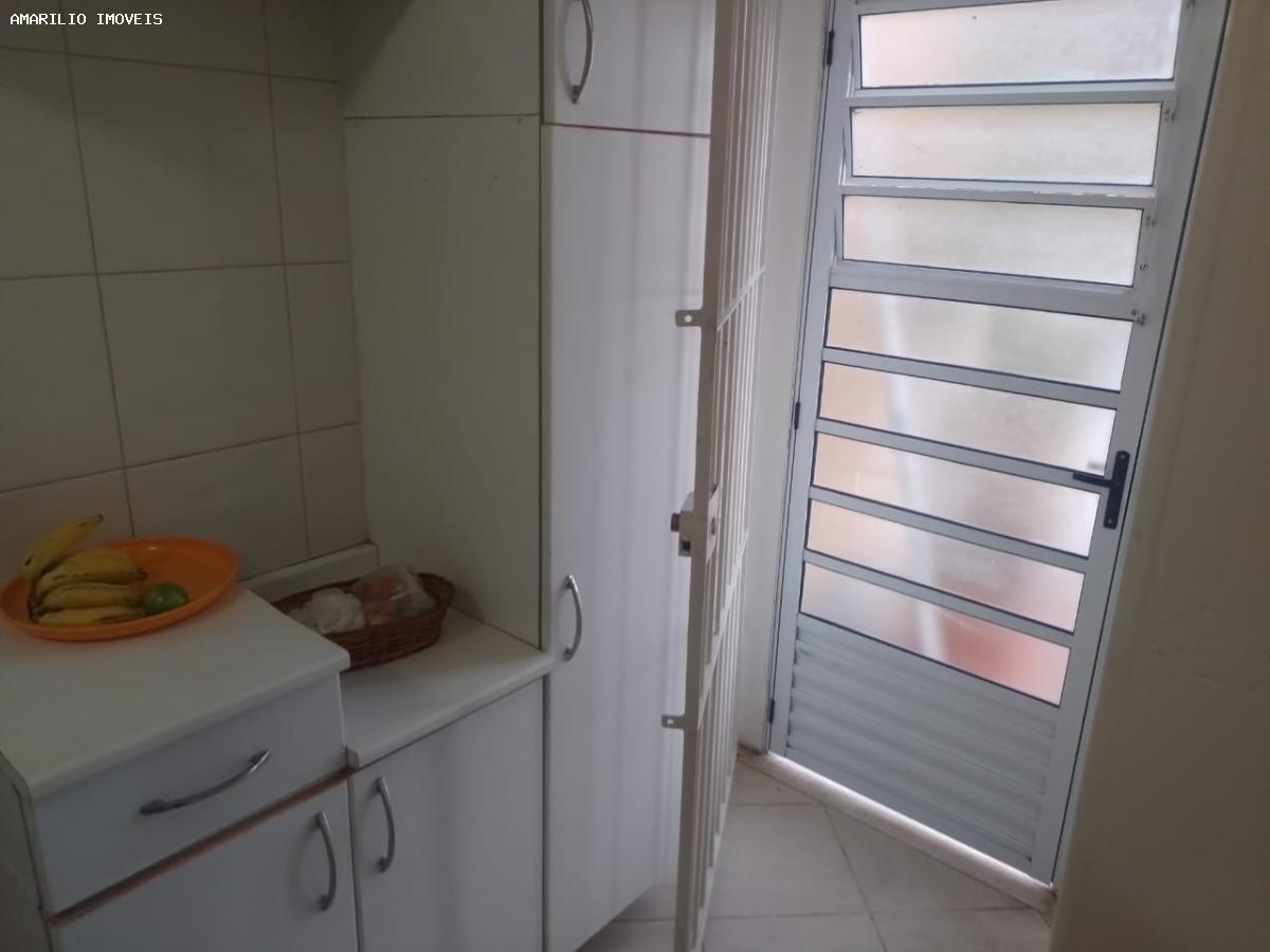 Casa à venda com 3 quartos, 250m² - Foto 30