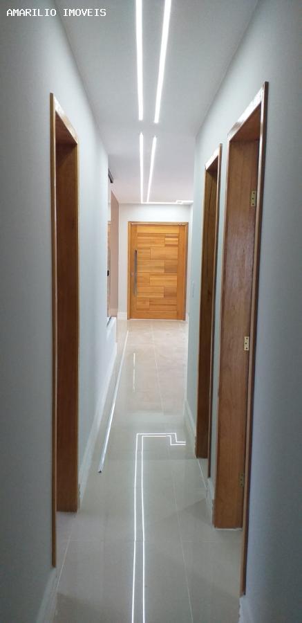 Casa à venda com 3 quartos, 438m² - Foto 13