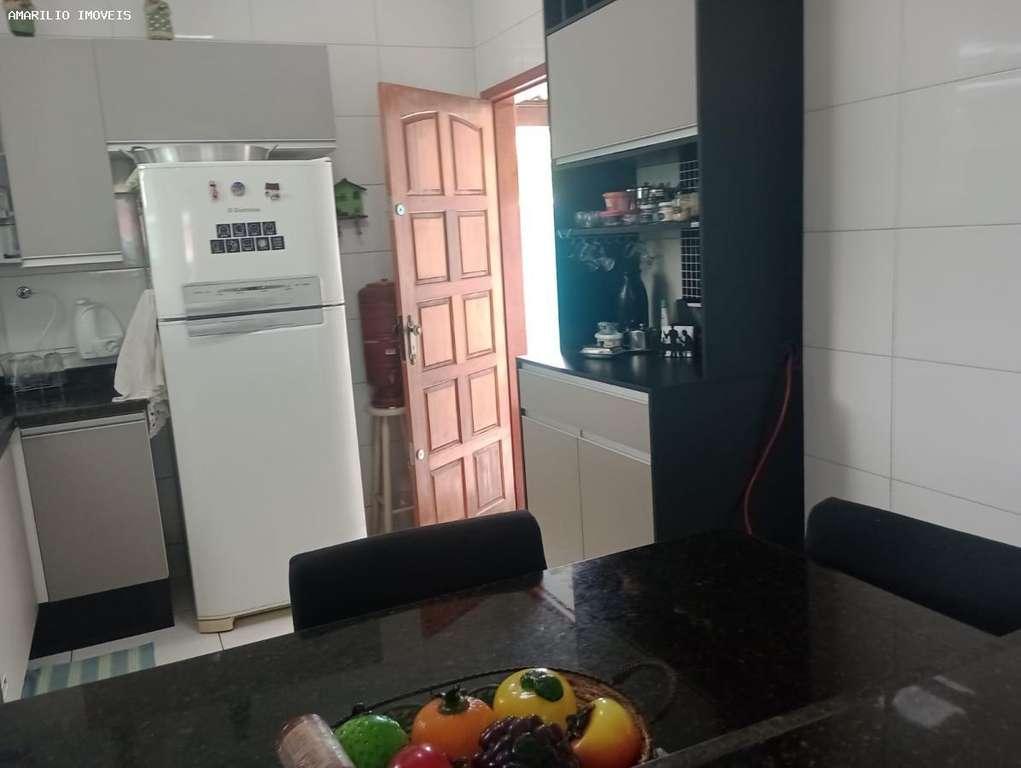 Casa à venda com 3 quartos, 480m² - Foto 19