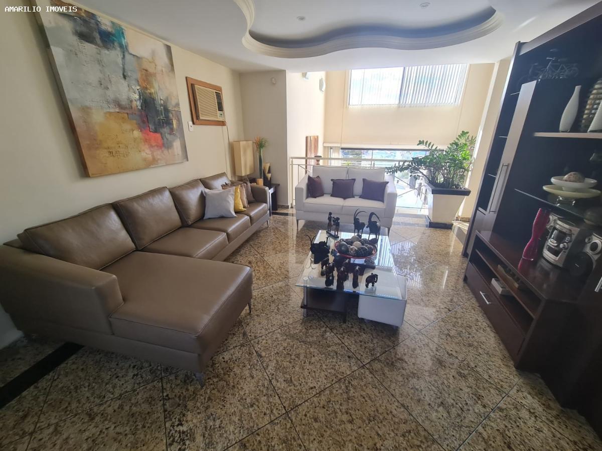 Casa à venda com 3 quartos, 450m² - Foto 7