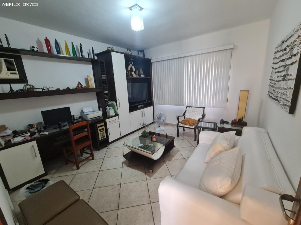 Casa à venda com 3 quartos, 450m² - Foto 9