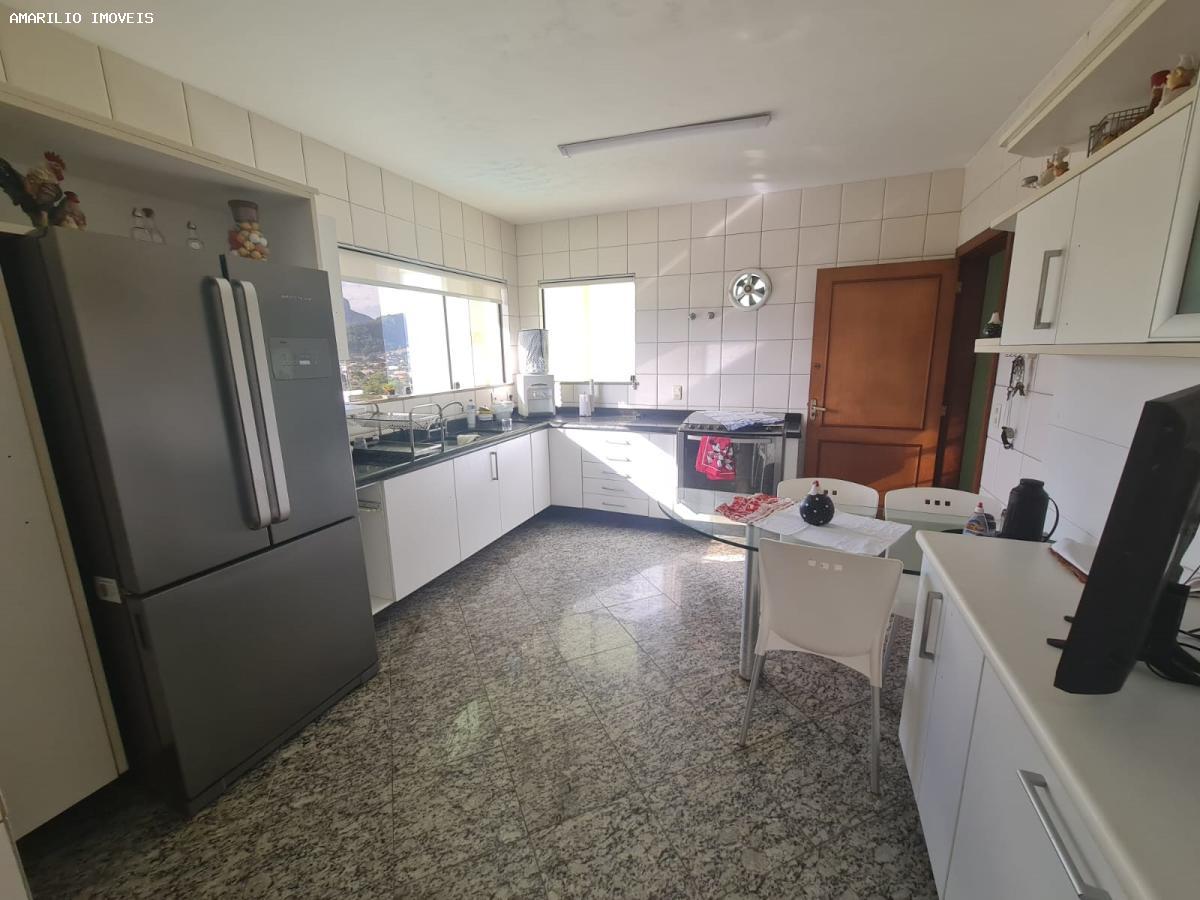 Casa à venda com 3 quartos, 450m² - Foto 26