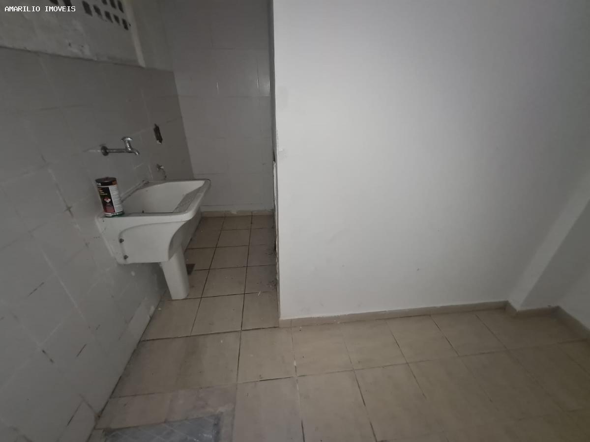 Casa à venda com 3 quartos, 450m² - Foto 52